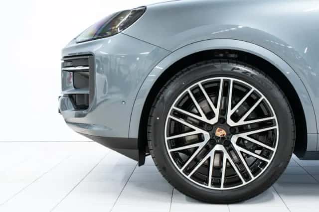 Porsche Cayenne (2026) thumbnail 6