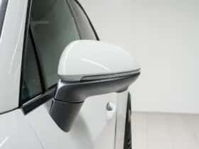 Porsche Macan (2026) thumbnail 13