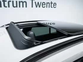 Porsche Macan (2026) thumbnail 15