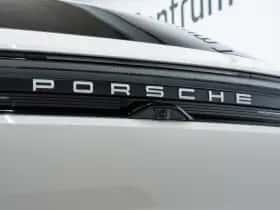 Porsche Macan (2026) thumbnail 18