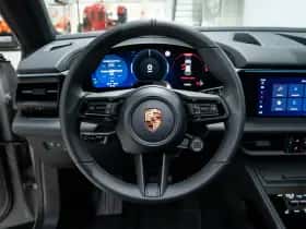 Porsche Macan (2026) thumbnail 22