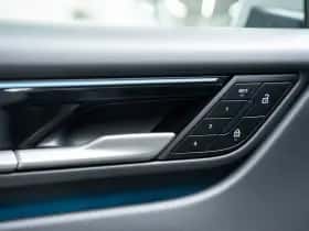 Porsche Macan (2026) thumbnail 27