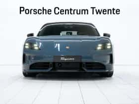 Porsche Taycan (0) thumbnail 2