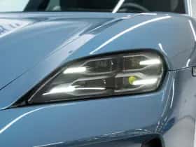 Porsche Taycan (0) thumbnail 11