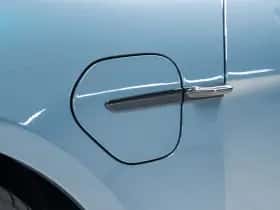 Porsche Taycan (0) thumbnail 14