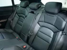 Porsche Taycan (0) thumbnail 32
