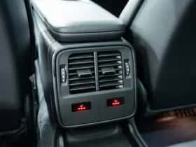 Porsche Taycan (0) thumbnail 33