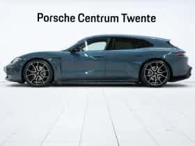 Porsche Taycan (0) thumbnail 5