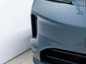 Porsche Taycan (0) thumbnail 9