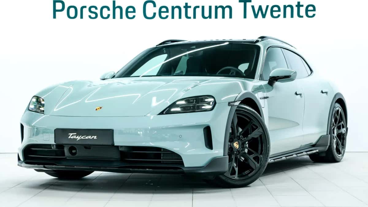 Porsche Taycan (2025) — foto 1