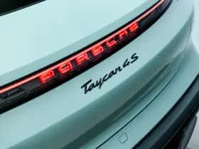 Porsche Taycan (2025) thumbnail 15