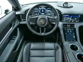 Porsche Taycan (2025) thumbnail 28