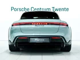 Porsche Taycan (2025) thumbnail 4