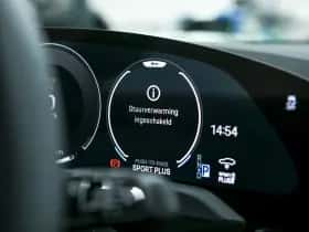Porsche Taycan (2025) thumbnail 33