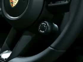 Porsche Taycan (2025) thumbnail 34