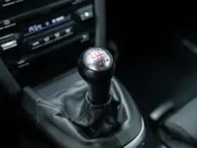 Porsche Cayman (2011) thumbnail 37