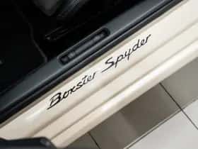 Porsche Boxster (2011) thumbnail 24