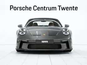 Porsche 911 (2022) thumbnail 2