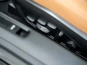 Porsche 911 (2022) thumbnail 22