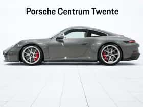 Porsche 911 (2022) thumbnail 5