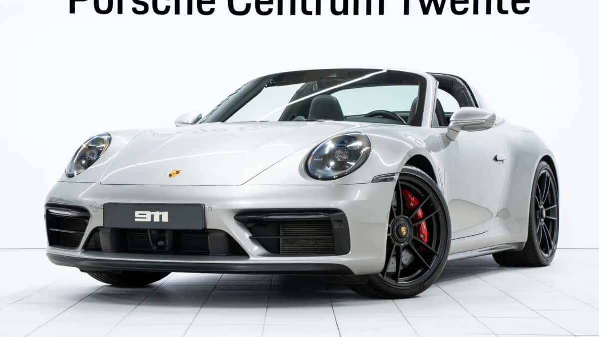 Porsche 911 (2022) — foto 1
