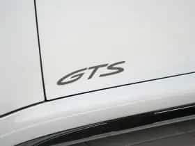 Porsche 911 (2022) thumbnail 17