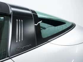 Porsche 911 (2022) thumbnail 18