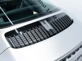 Porsche 911 (2022) thumbnail 21
