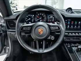 Porsche 911 (2022) thumbnail 26