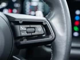 Porsche 911 (2022) thumbnail 37