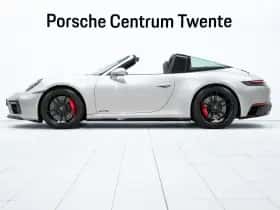 Porsche 911 (2022) thumbnail 5