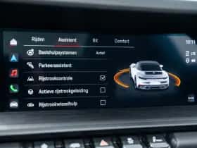 Porsche 911 (2022) thumbnail 43