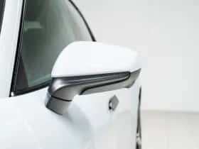 Porsche Taycan (2024) thumbnail 15