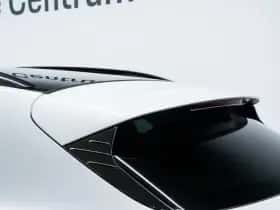 Porsche Taycan (2024) thumbnail 18