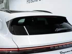 Porsche Taycan (2024) thumbnail 19