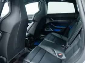 Porsche Taycan (2024) thumbnail 30