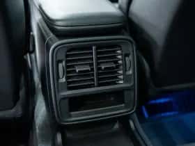 Porsche Taycan (2024) thumbnail 32