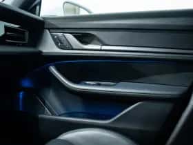 Porsche Taycan (2024) thumbnail 49