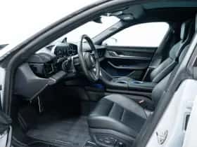 Porsche Taycan (2024) thumbnail 7