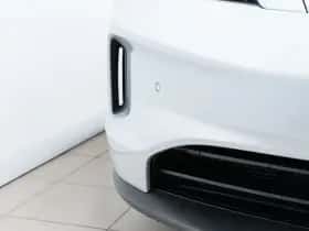Porsche Taycan (2024) thumbnail 9