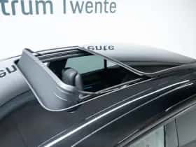 Porsche Macan (2026) thumbnail 15