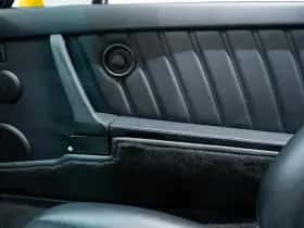 Porsche 911 (1990) thumbnail 42