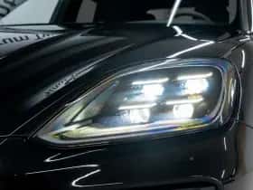 Porsche Cayenne (2024) thumbnail 11