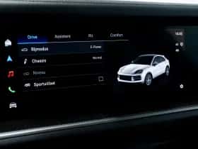 Porsche Cayenne (2024) thumbnail 44