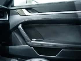 Porsche 911 (2020) thumbnail 45