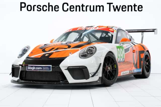 Porsche 911 (2018) thumbnail 1