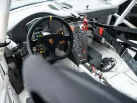 Porsche 911 (2018) thumbnail 27