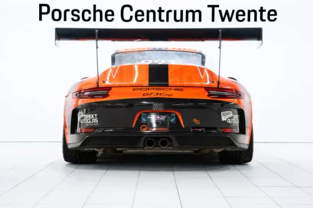 Porsche 911 (2018) thumbnail 4