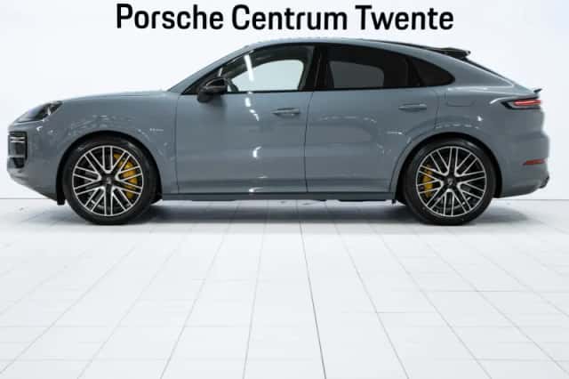 Porsche Cayenne (2026) thumbnail 5