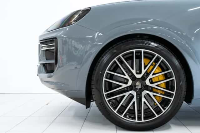 Porsche Cayenne (2026) thumbnail 6
